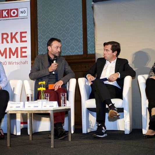 luxbau_news_podiumsdiskussion_presse_wknoe_004 Lux Bau Podiumsdiskussion Presse WKNOE