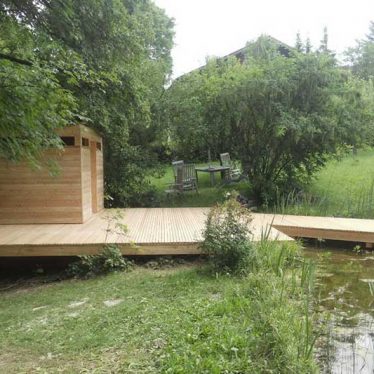 Lux Bau Referenz Badehütte Steg