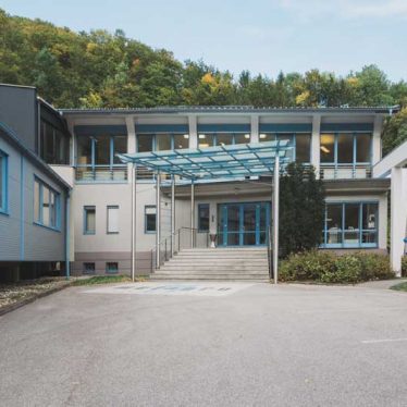 Lux Bau Referenz Bürozubau Metagro