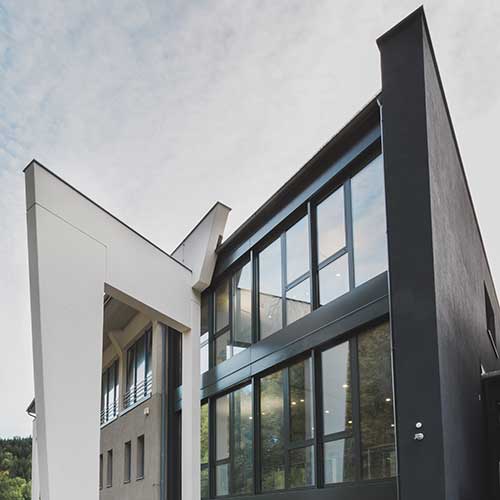 Lux Bau Referenz Bürozubau Metagro