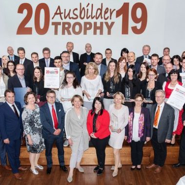 Lux Bau Ausbildertrophy