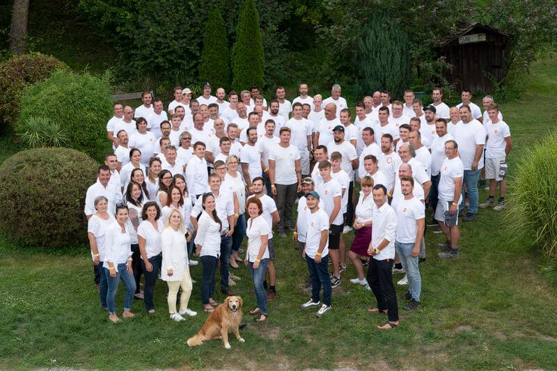 Beitragsbild_Lux Gruppenfoto 2021_mp4458